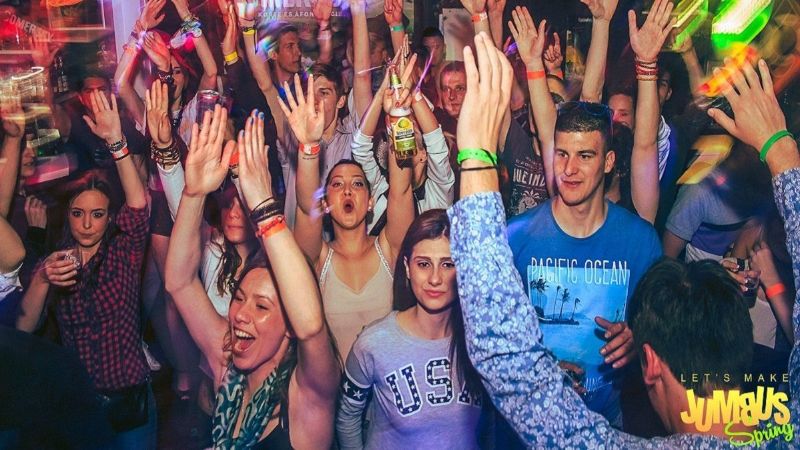 Balaton: Najveće jezero Centralne Europe i centar ljetnog provoda u Mađarskoj