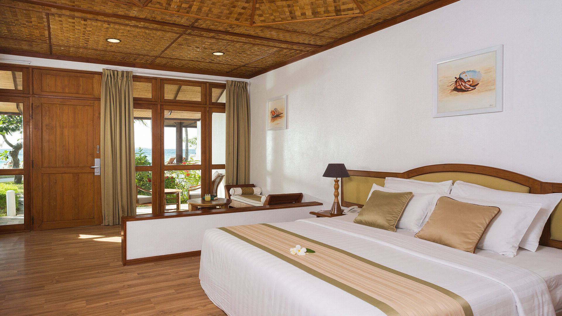 Bandos 4* - Standard Beachfront Room 